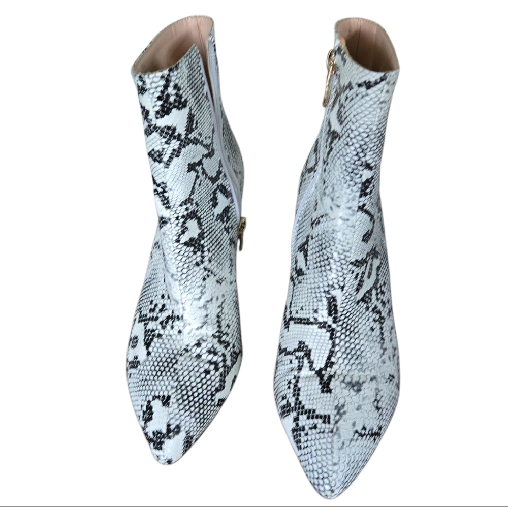 Wet Kiss Snakeskin Pattern Ankle Boots